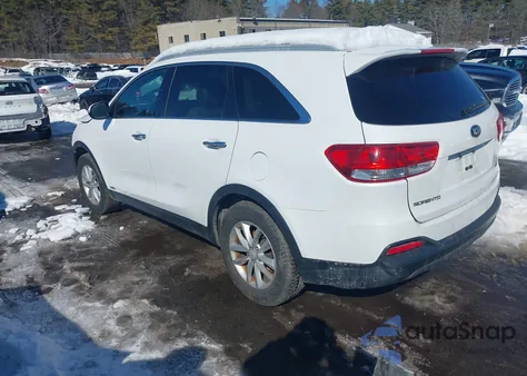 2016 Kia Sorento 2.4L Lx z USA, uszkodzony, nr VIN 5XYPGDA36GG037651